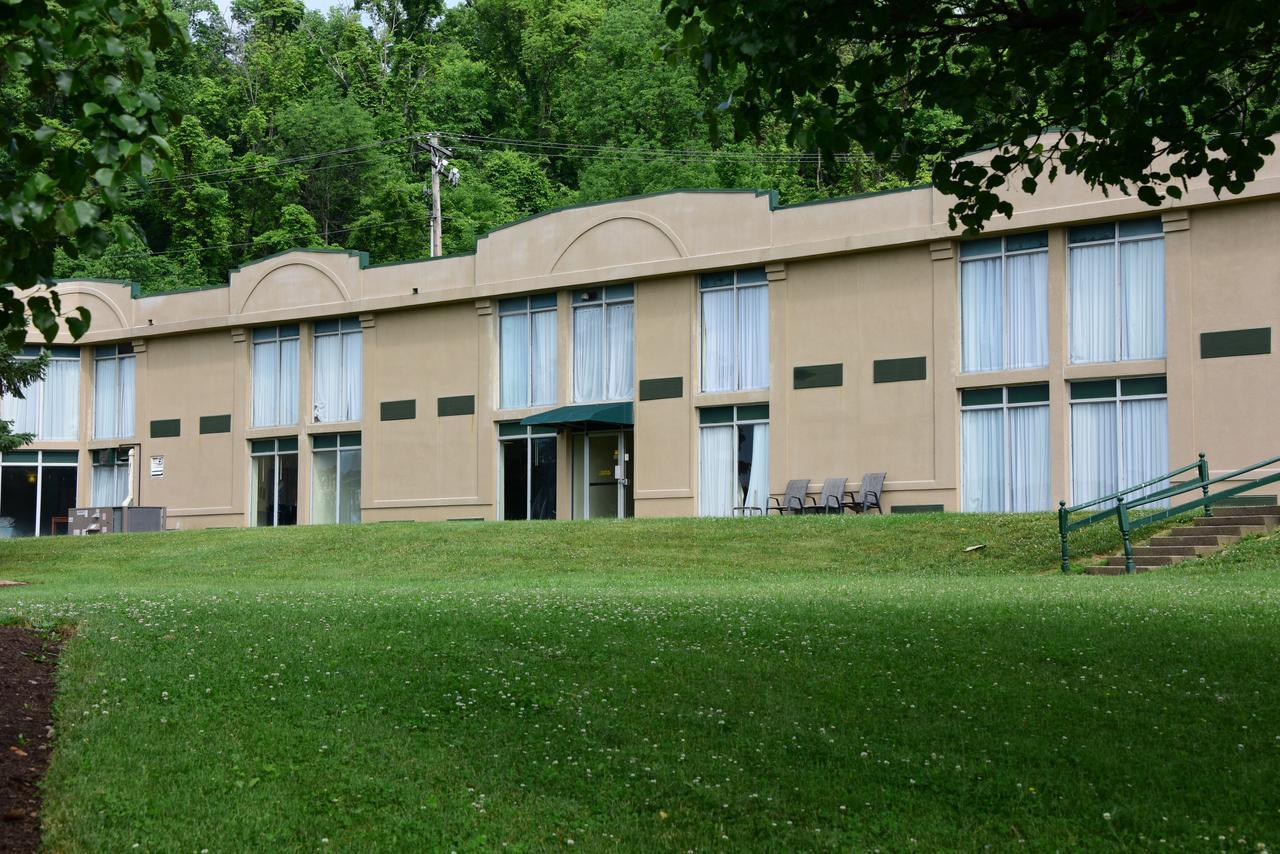 Red Roof Inn Cambridge, Oh エクステリア 写真