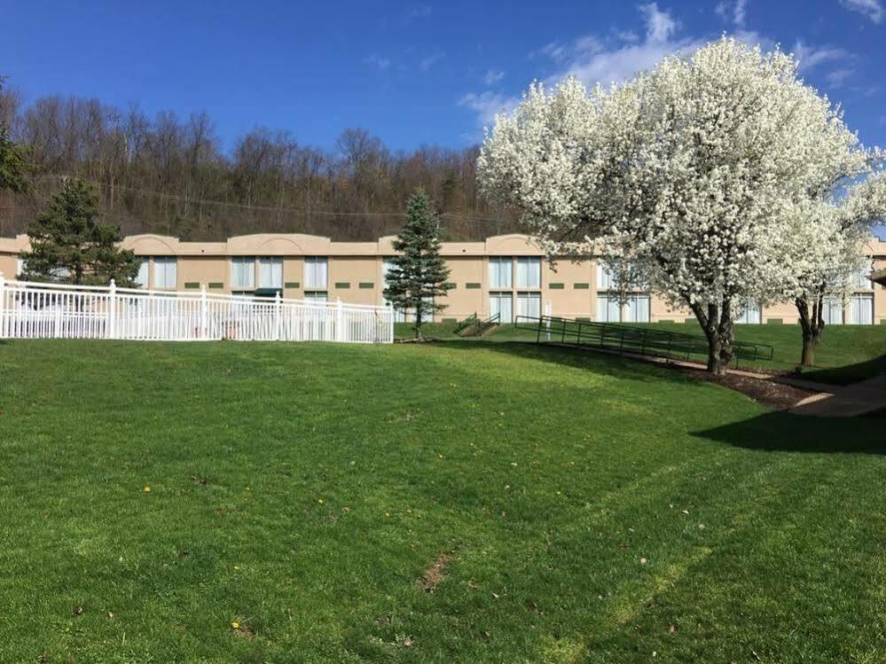 Red Roof Inn Cambridge, Oh エクステリア 写真